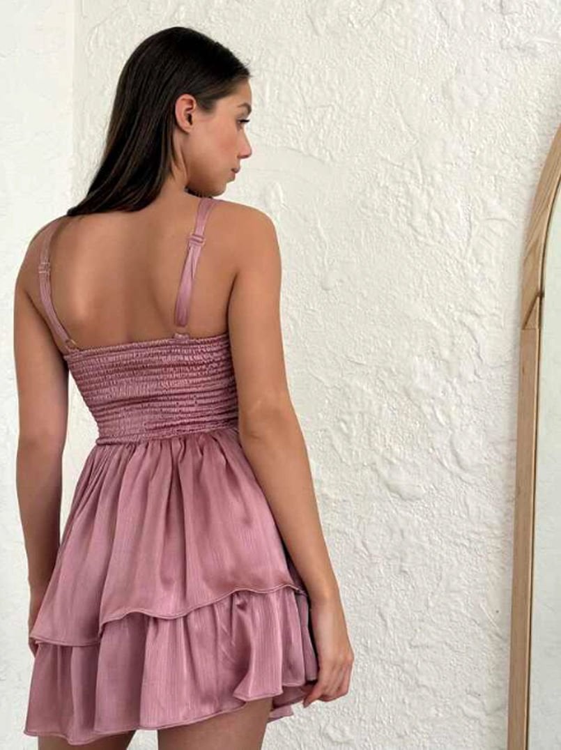 ASKILI BALENLİ PUDRA ELBİSE