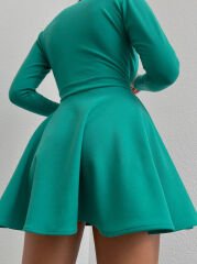 Taş detay kemerli kiloş elbise