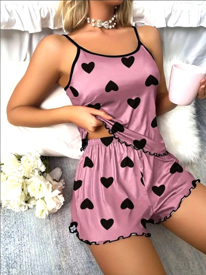 Askılı Kalp Desenli Mor Renk Şortlu Pijama Takımı