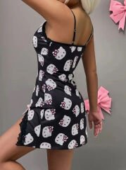 Hello Kitty Seksi Derin V Yaka Dantel Detaylı Yırtmaçlı Gecelik Siyah