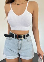 Askılı V Yaka Triko Crop Beyaz Bluz