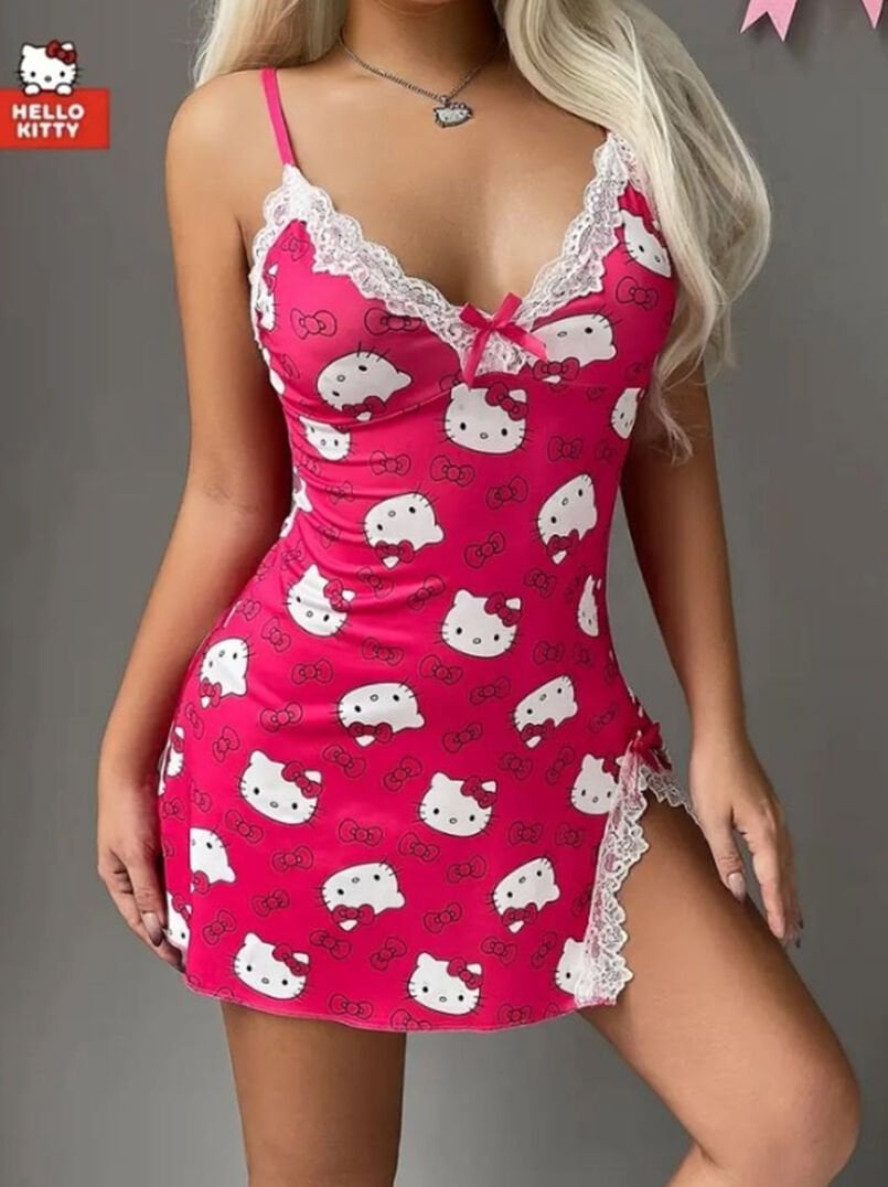 Hello Kitty Seksi Derin V Yaka Dantel Detaylı Yırtmaçlı Gecelik Pembe