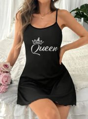 Queen Baskılı Askılı Siyah Gecelik