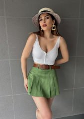 Kendinden Kemerli Pileli Şortlu  Etek Yeşil