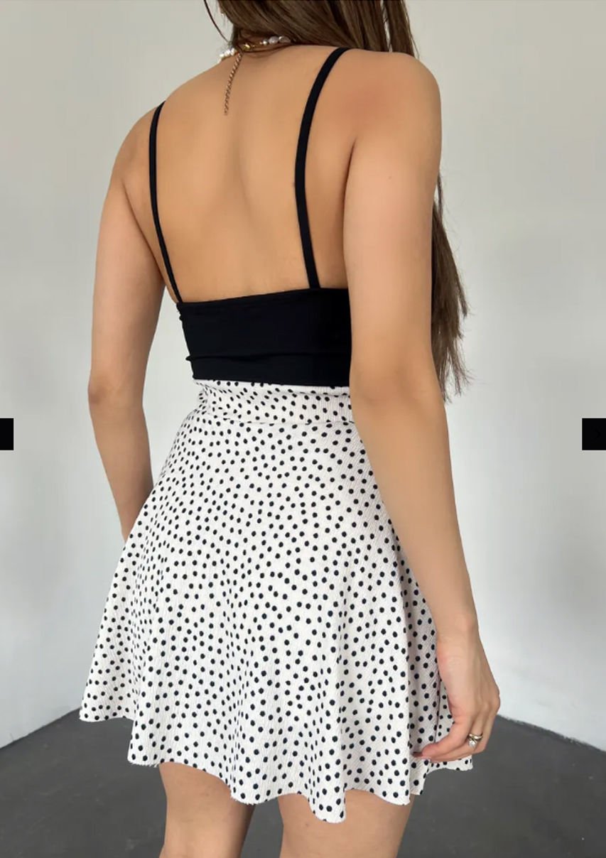 Desenli Krinkıl Şortlu Etek Beyaz