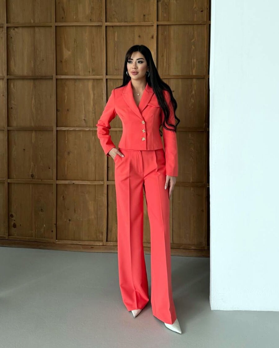 Kısa Ceketli Bol Paça Takım Kırmızı